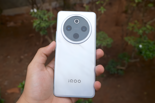 IQOO-Z10